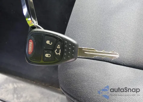 2010 Jeep Liberty Sport z USA, uszkodzony, nr VIN 1J4PN2GK1AW179256